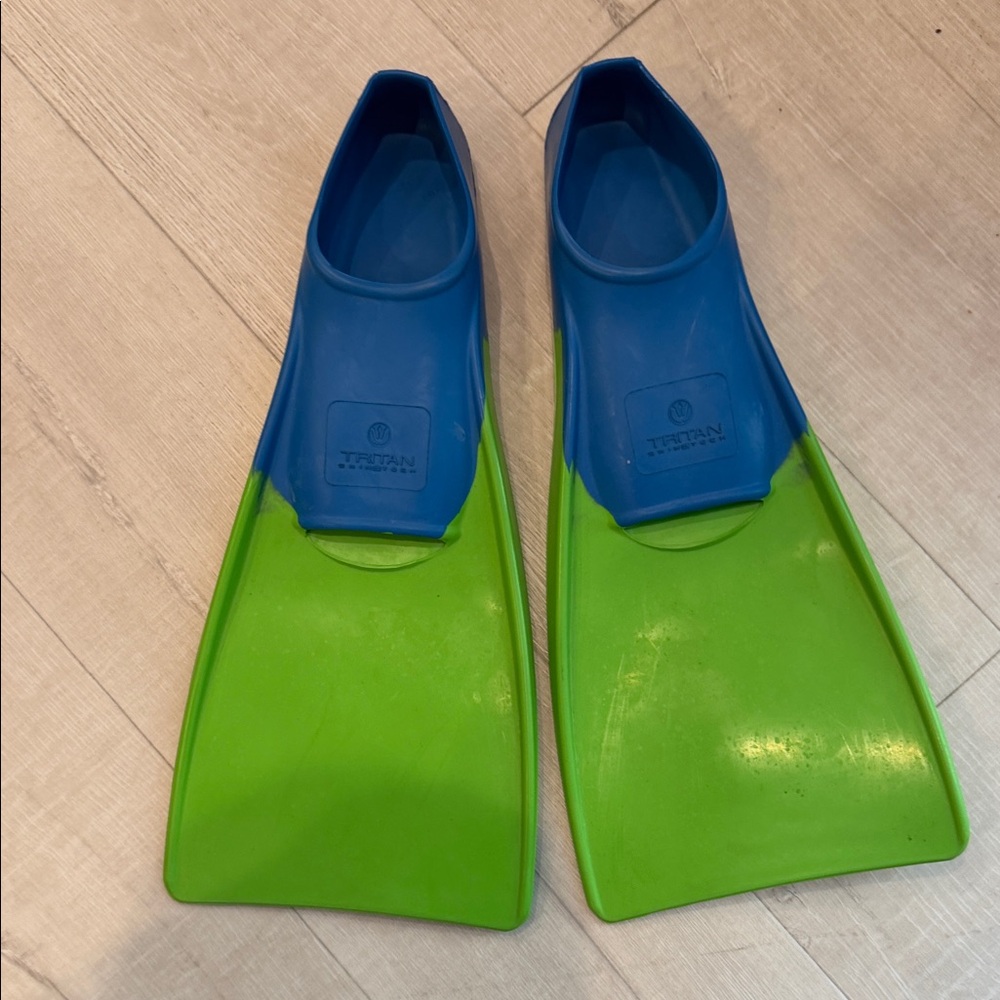 Tristan Blue and Green Swim Fins
